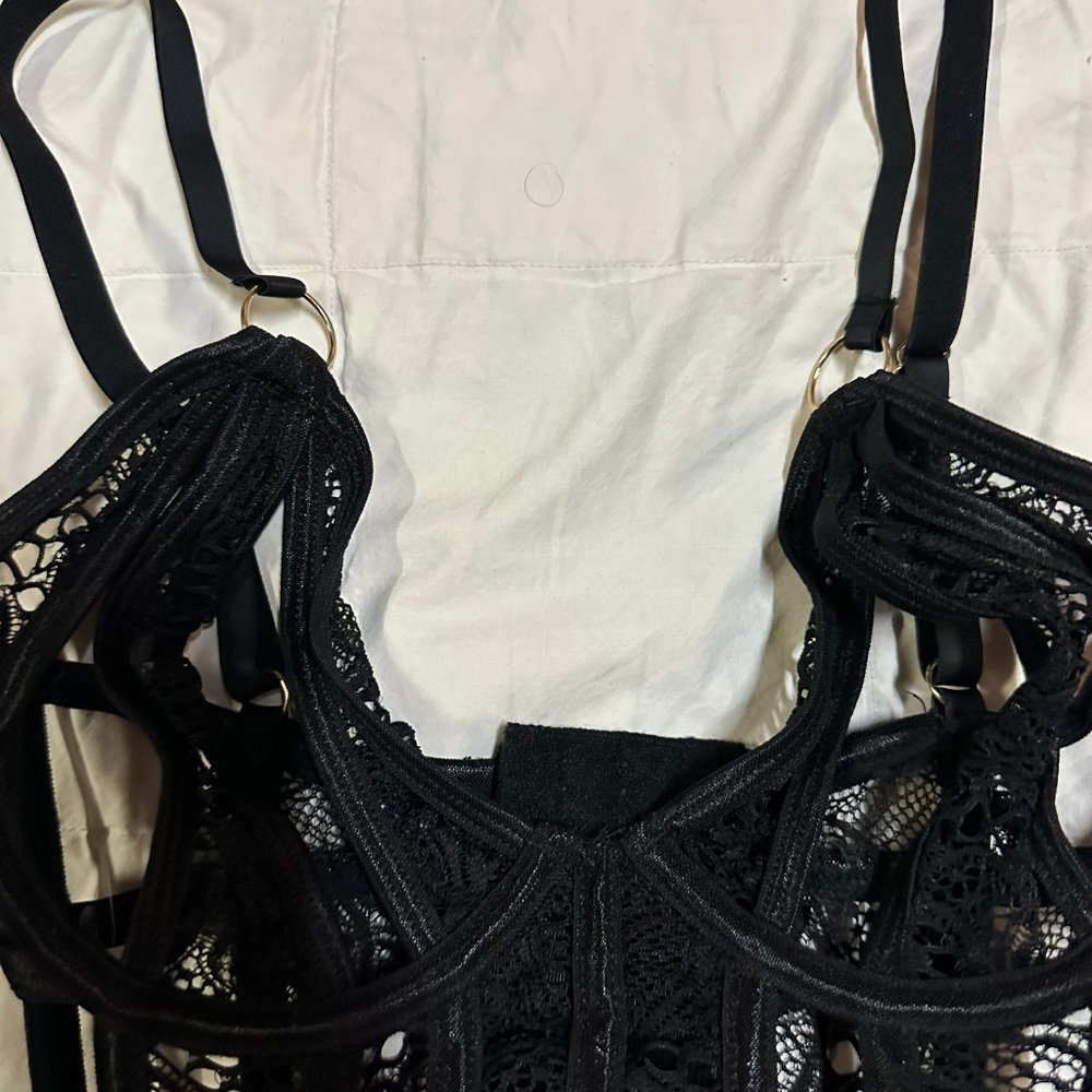 COPY - BlueBella Basque - Picture 3 of 7